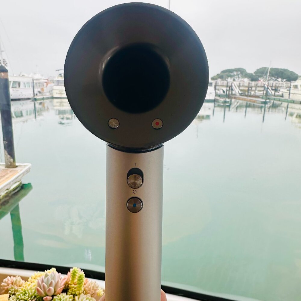 Dyson Supersonic Hairdryer - like new!